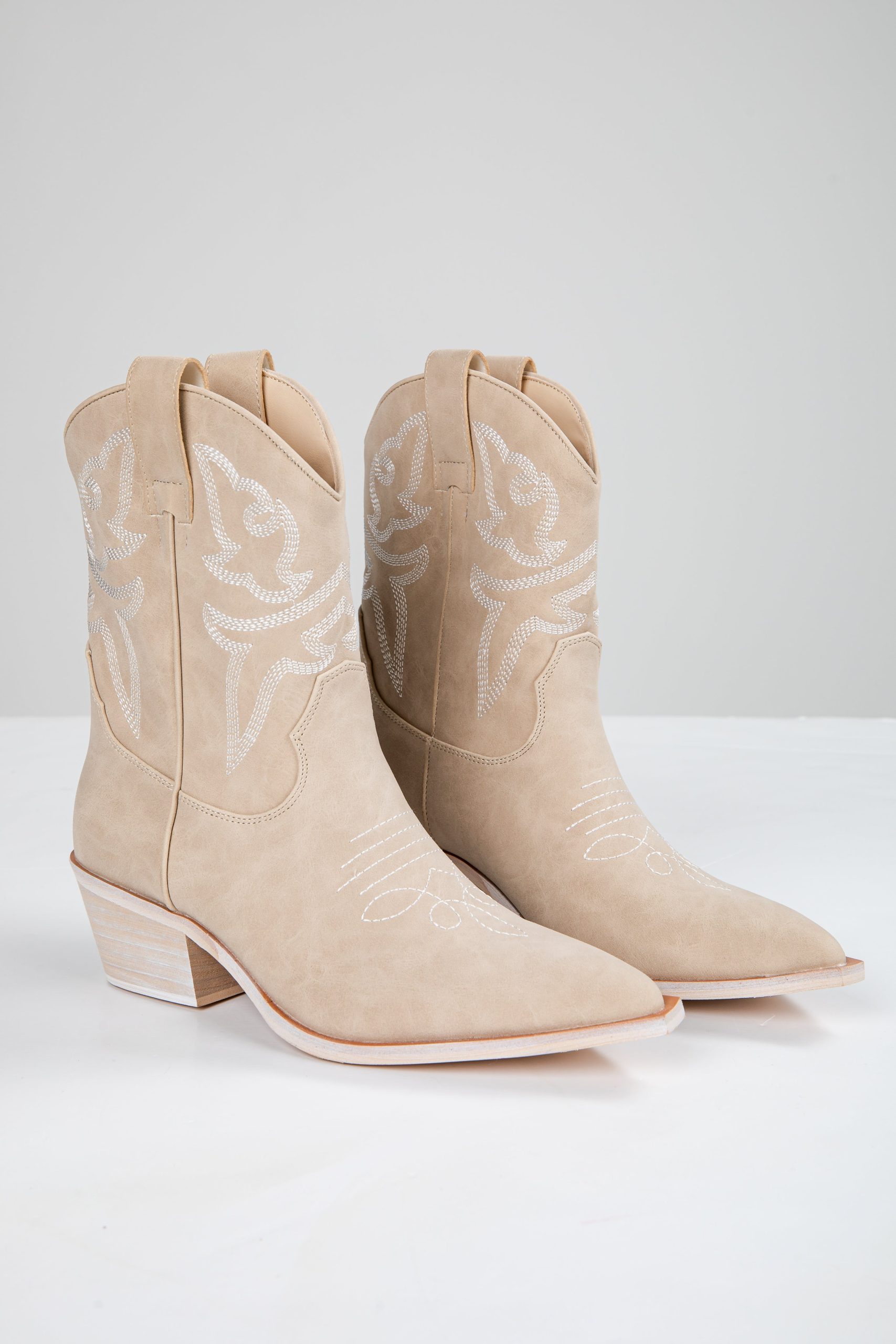 shopdressup_beige_western_booties-2.jpg