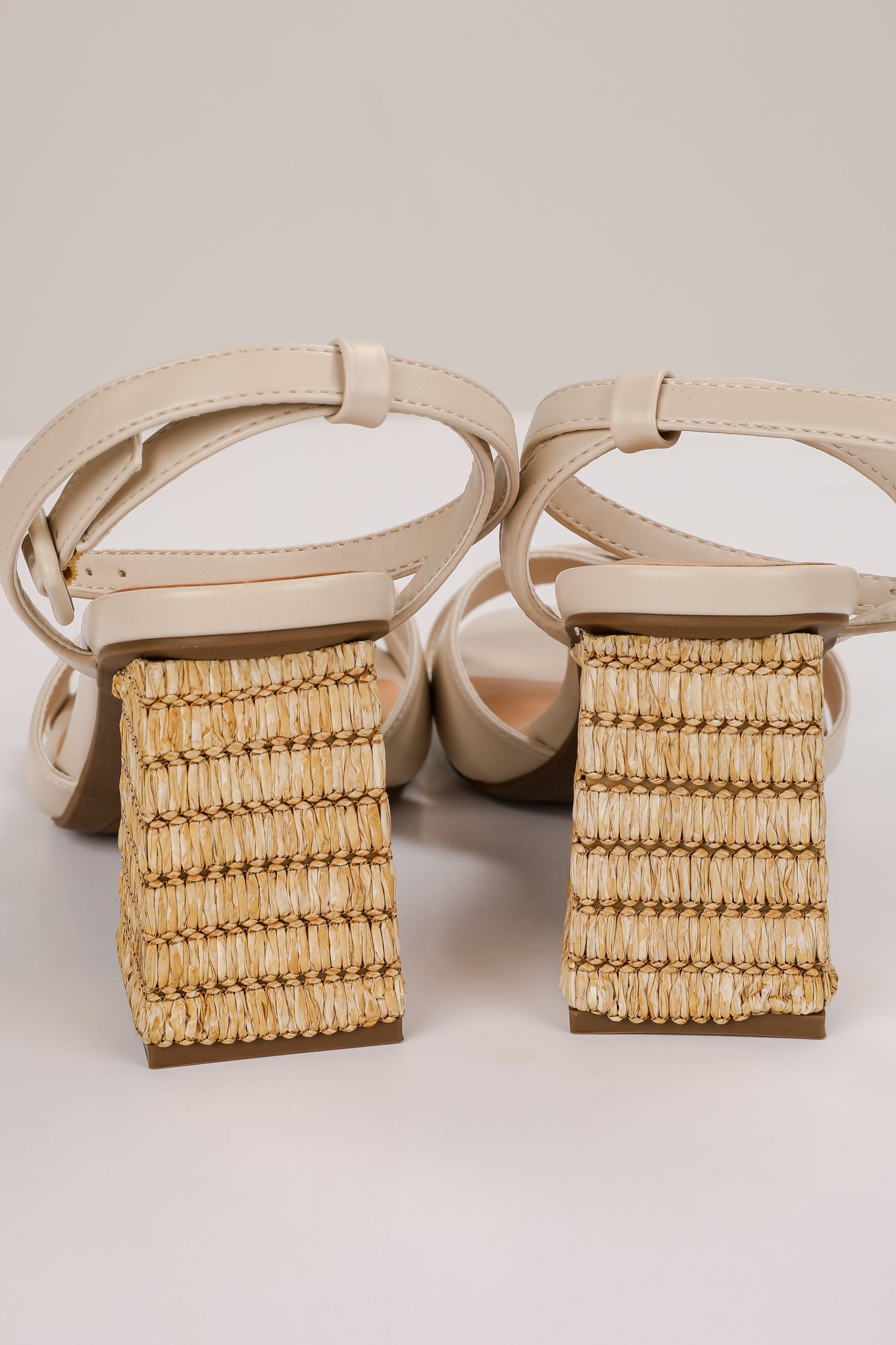 shopdressup_ivory_raffia_heels-4.jpg