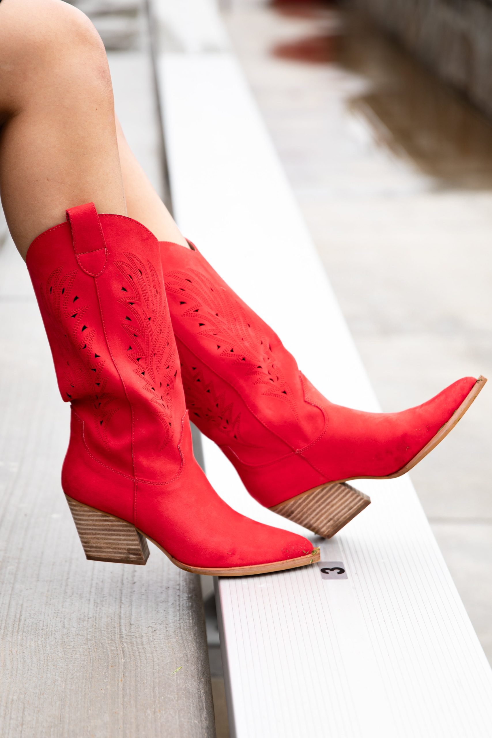 shopdressup_red_boots-2.jpg