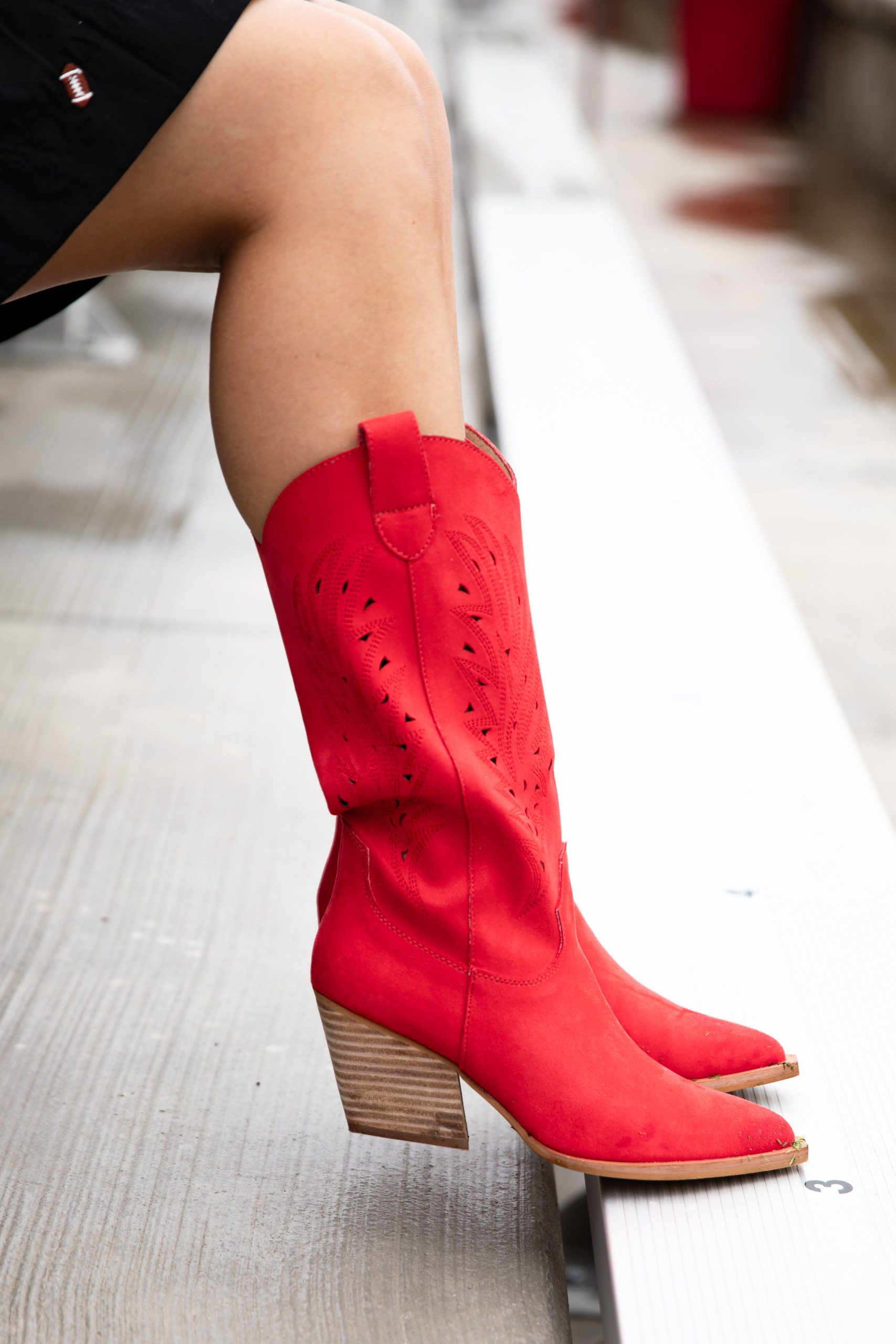 shopdressup_red_boots-3.jpg